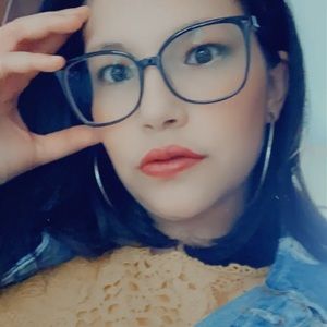 Meet your Posher, Caroline